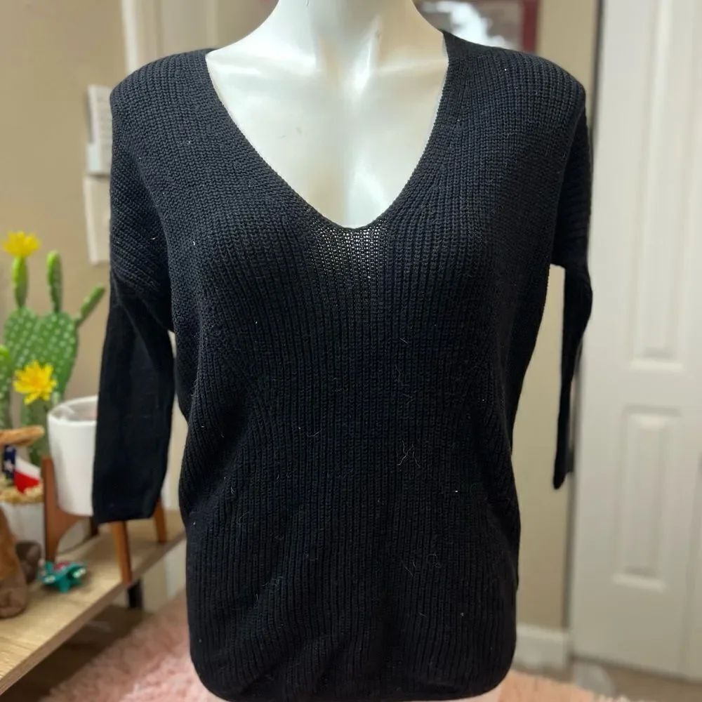 Express Sweater - Picture 1 of 5
